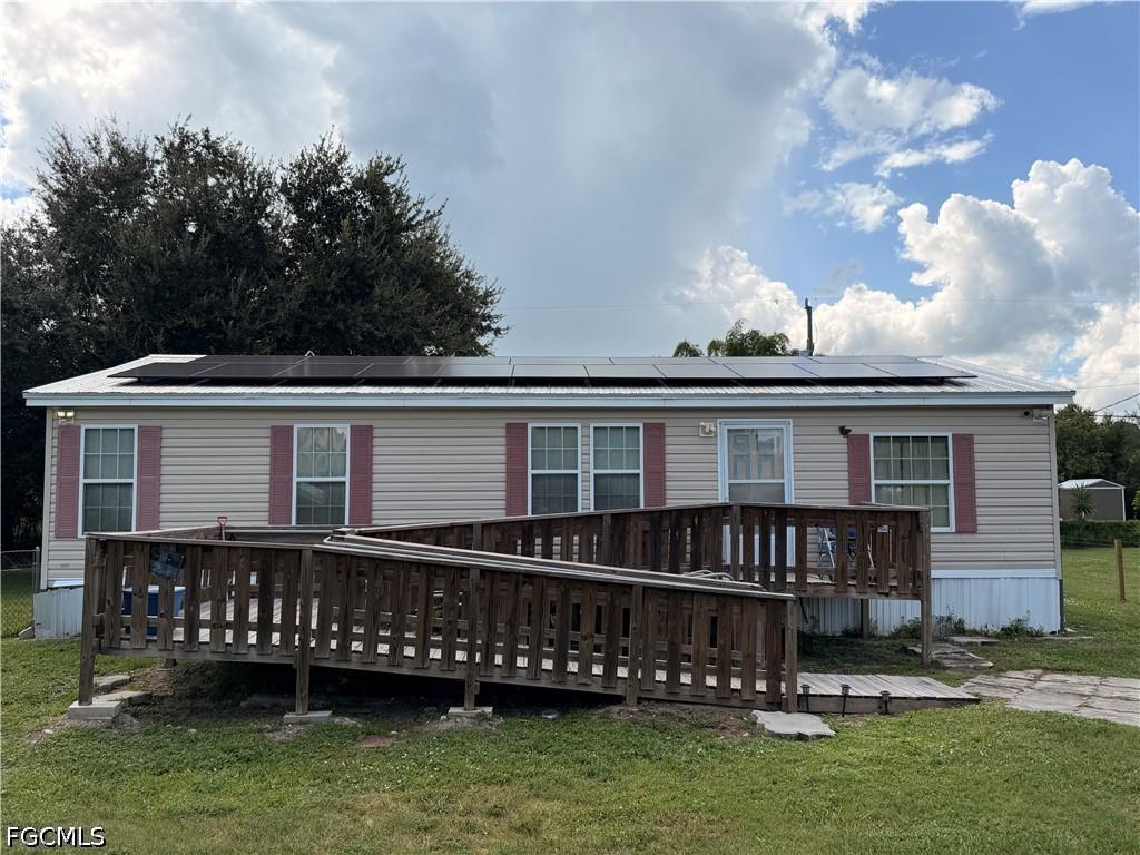 8240 Penny Dr., North Fort Myers, FL 33917