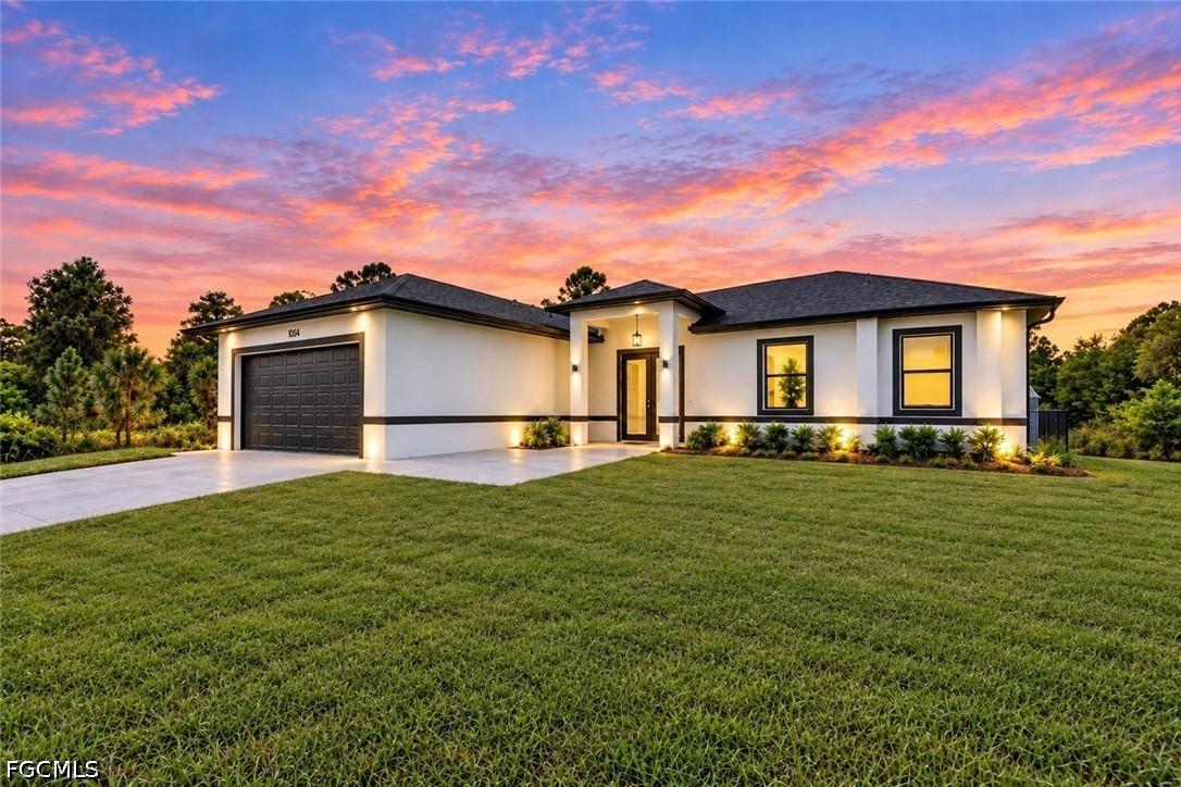 1054 Barnett St., Lehigh Acres, FL 33974