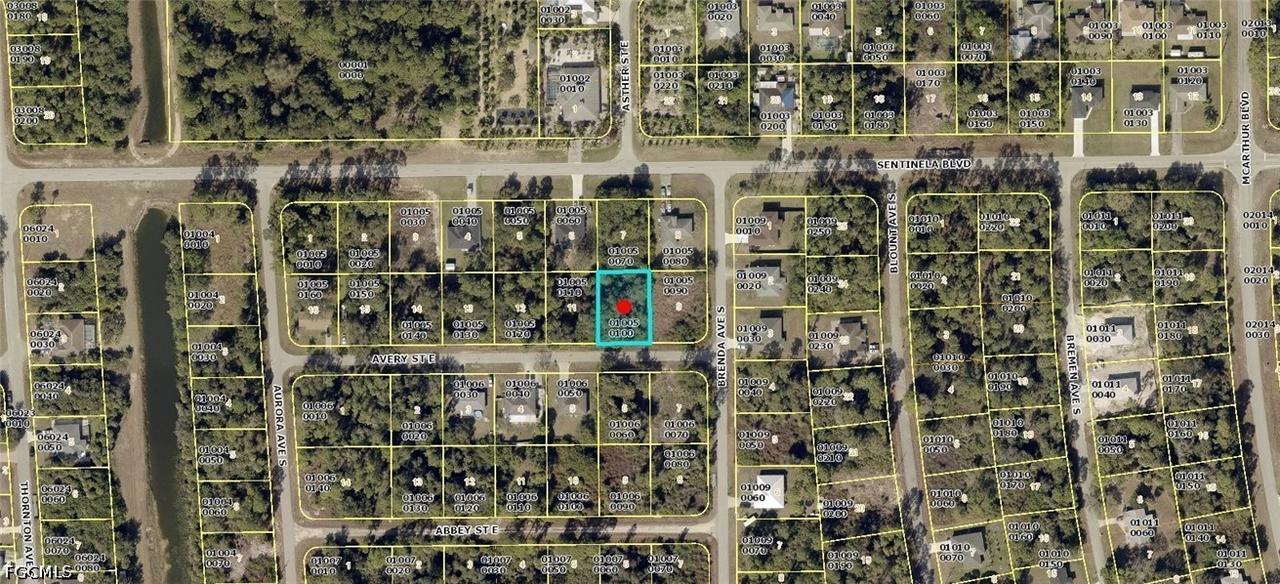 919 Avery St., Lehigh Acres, FL 33974
