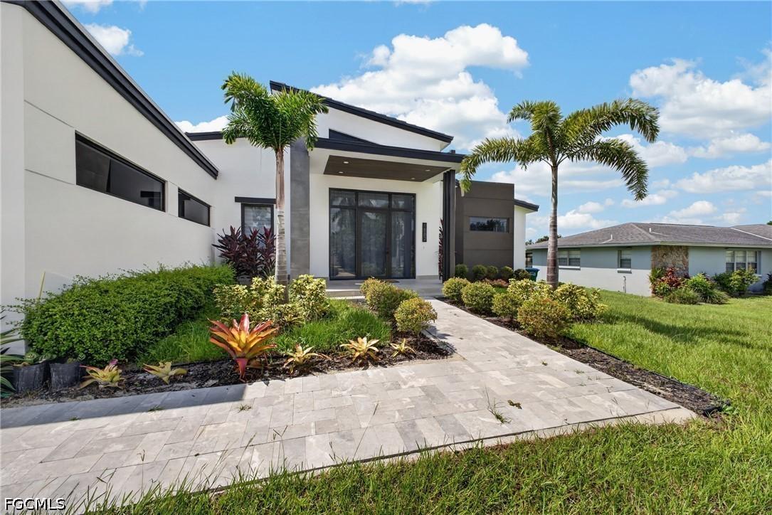 1882 Coral Point Dr., Cape Coral, FL 33990
