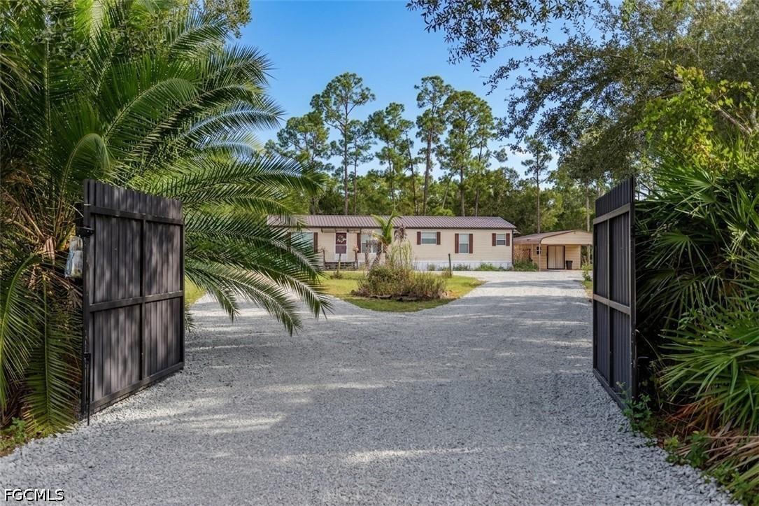 4075 Fort Center Ave., Labelle, FL 33935