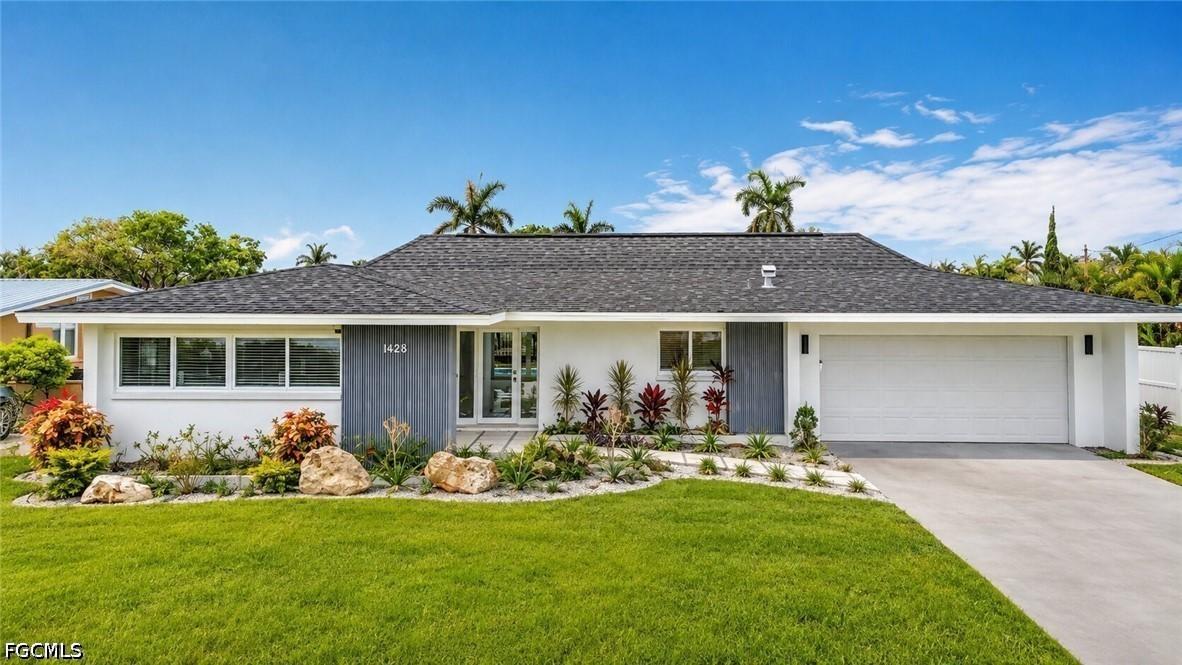 1428 Vendome Ct., Cape Coral, FL 33904
