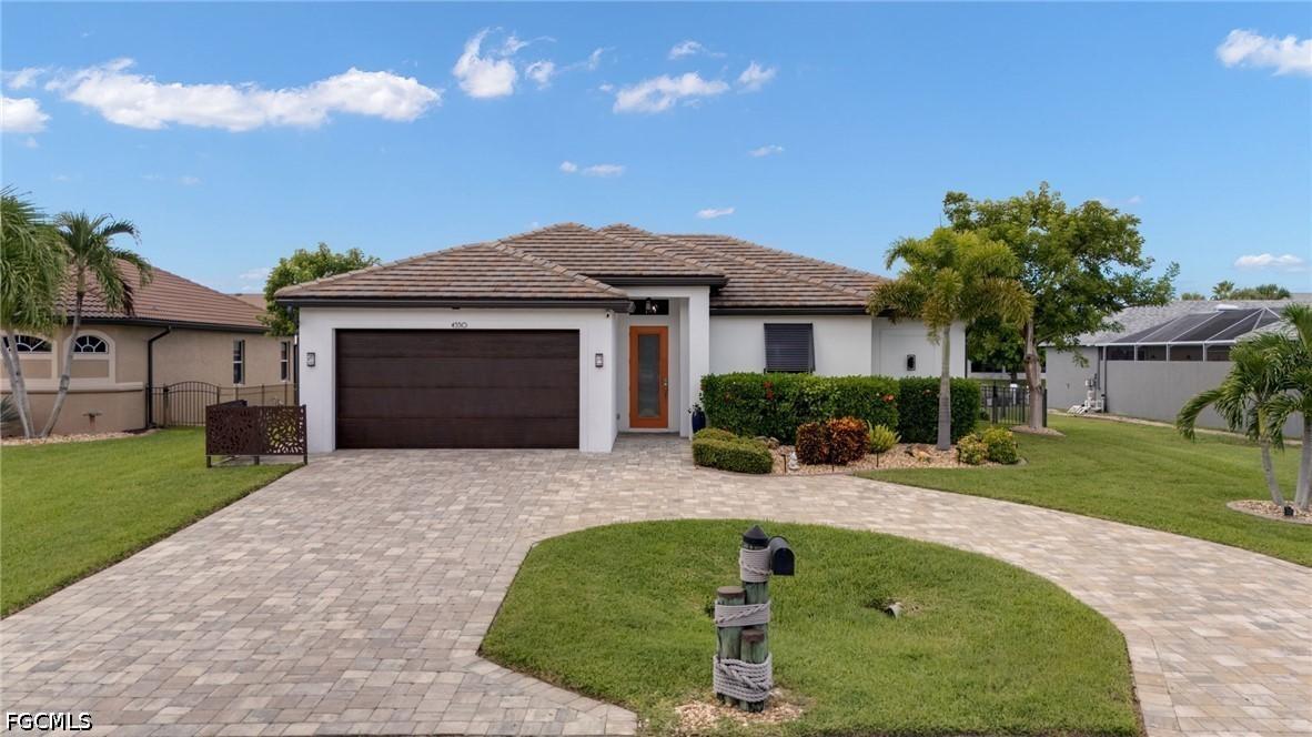 4550 SE 6th Ct., Cape Coral, FL 33904