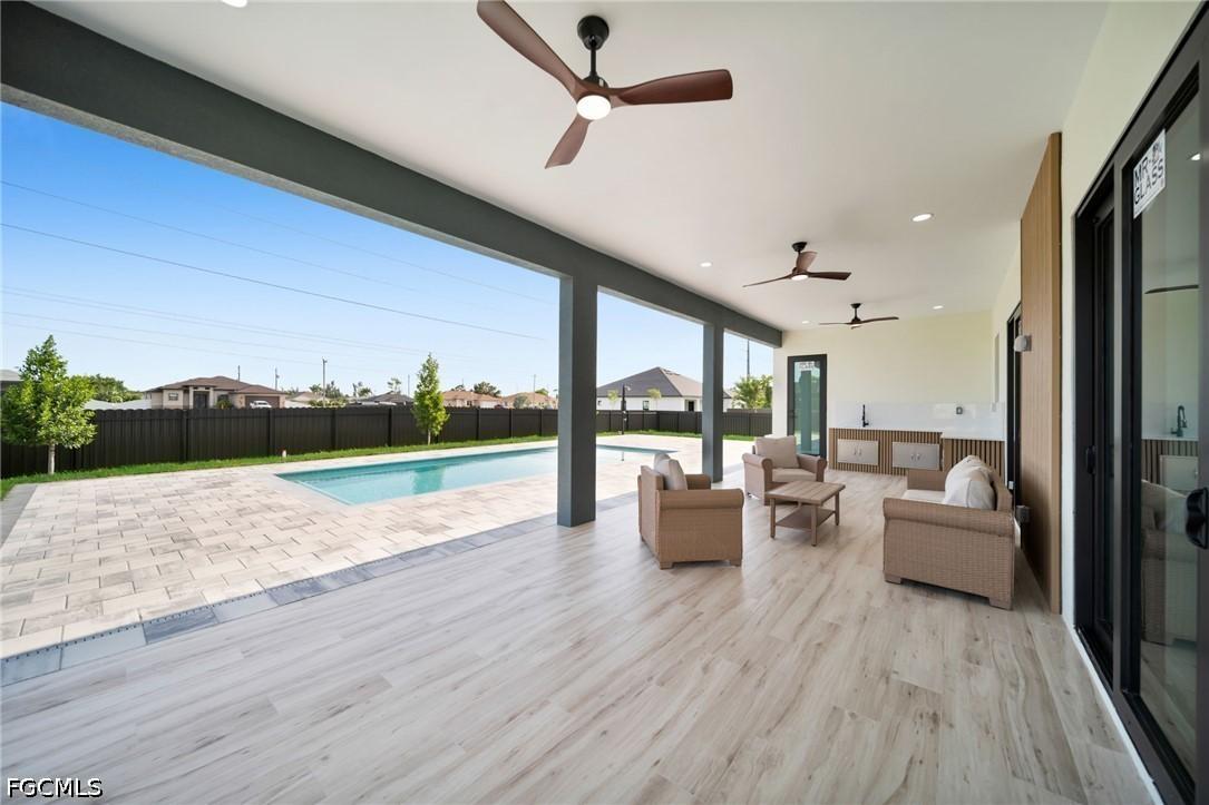 2214 NW 24th Ter., Cape Coral, FL 33993