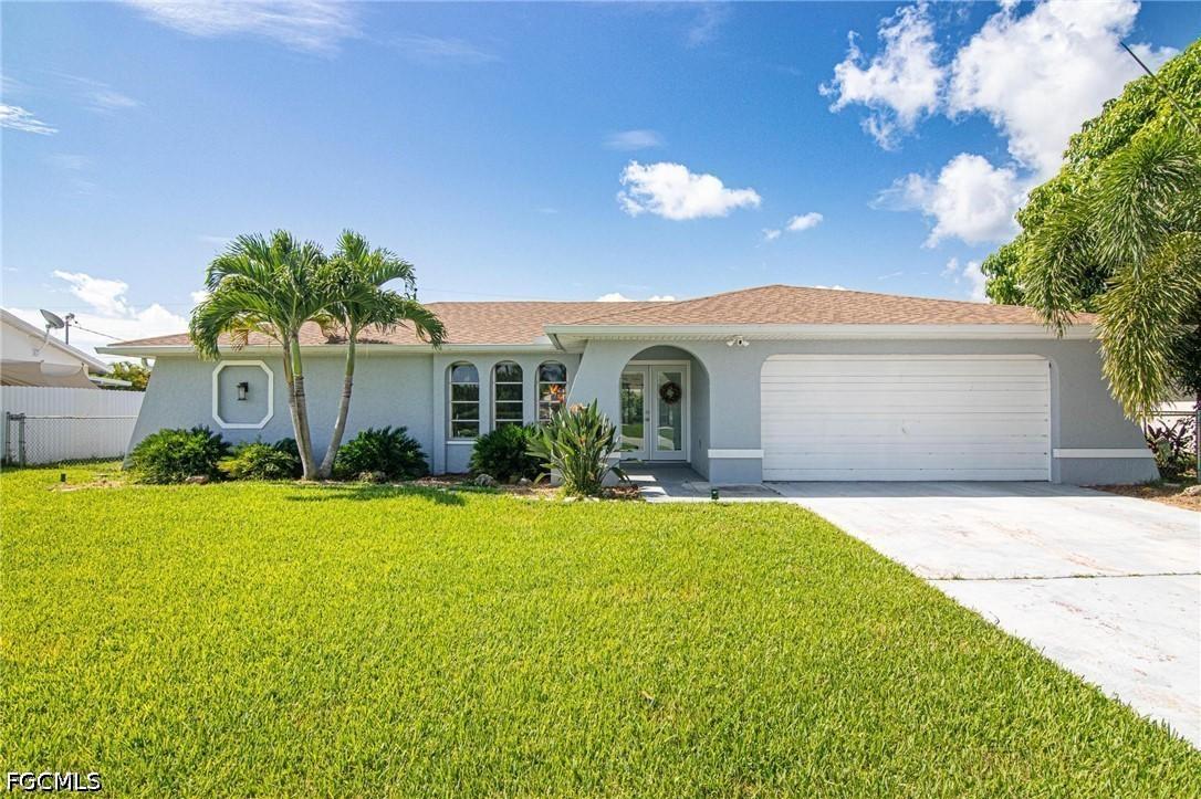 926 SE 26th Ter., Cape Coral, FL 33904