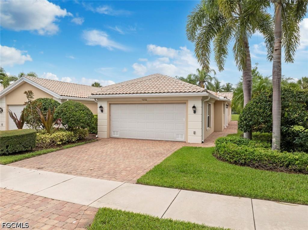 28258 Islet Tr., Bonita Springs, FL 34135