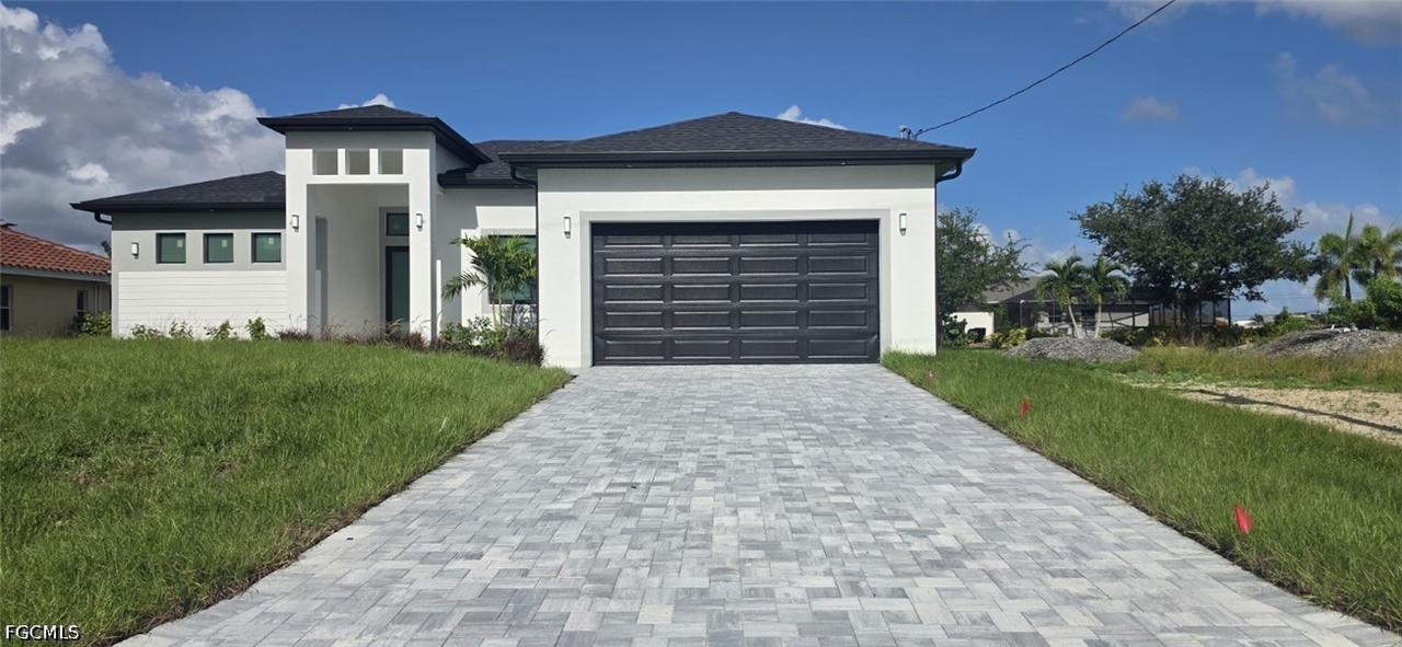 1032 NW 33rd Pl., Cape Coral, FL 33993