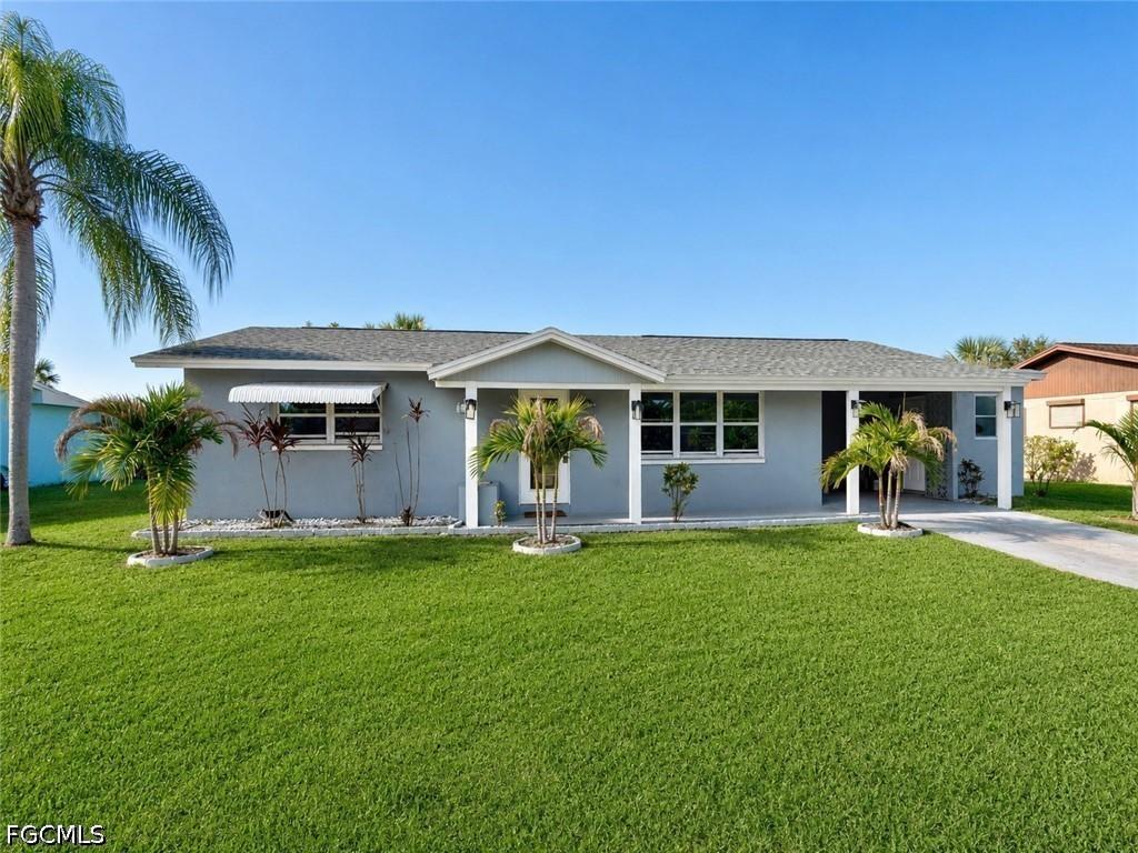 1314 Farmdale St., Lehigh Acres, FL 33936