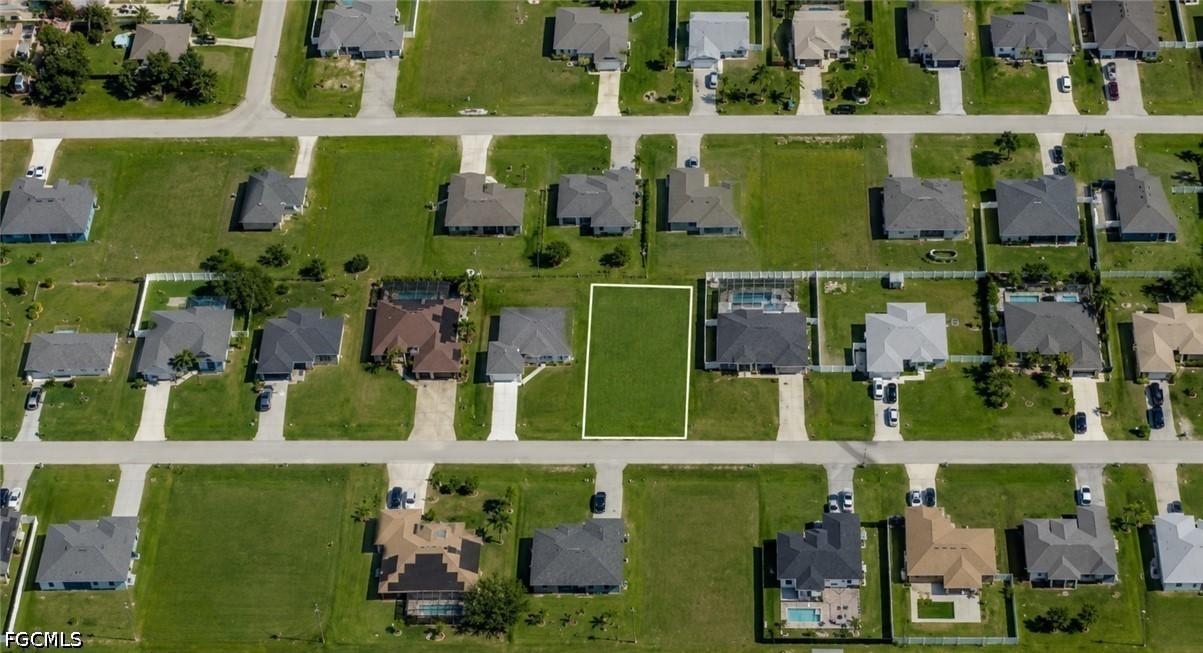 945 NW 7th Pl., Cape Coral, FL 33993