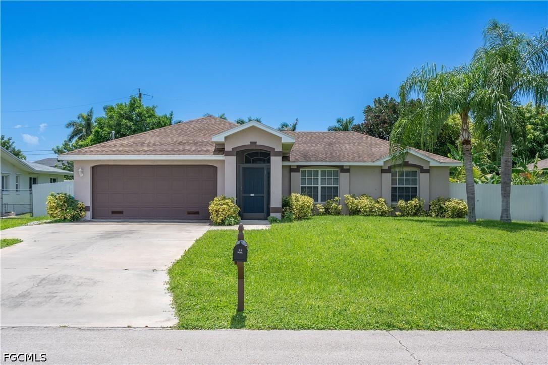 626 Retunda Pkwy., Cape Coral, FL 33904