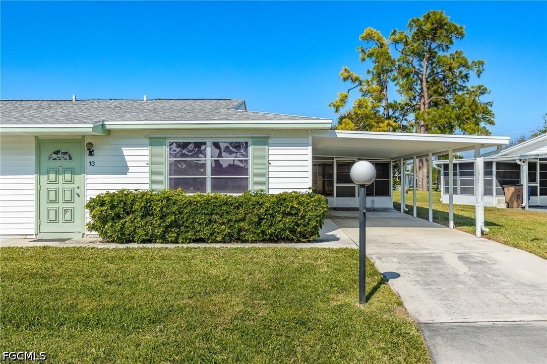13 Pinewood Blvd., Lehigh Acres, FL 33936