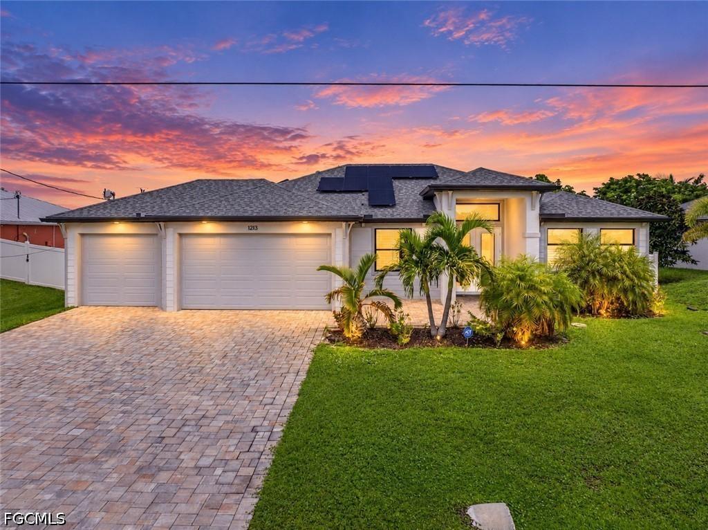 1213 SW 11th Ter., Cape Coral, FL 33991