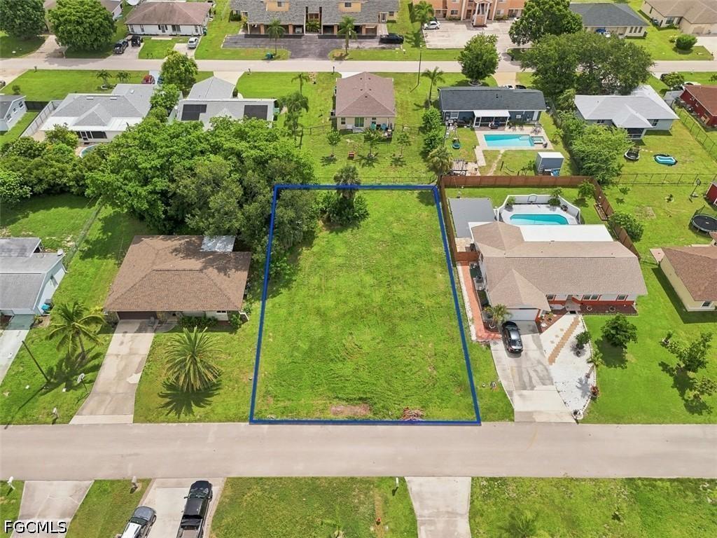 1221 SE 23rd Ave., Cape Coral, FL 33990