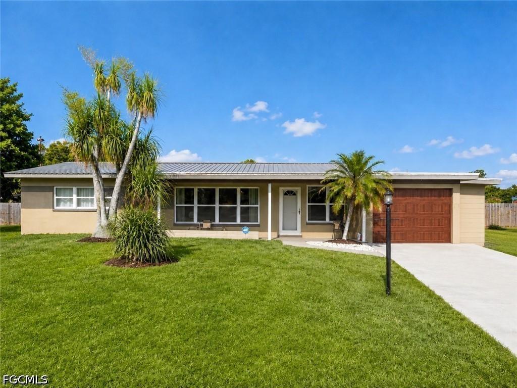 17 Kansas Rd., Lehigh Acres, FL 33936