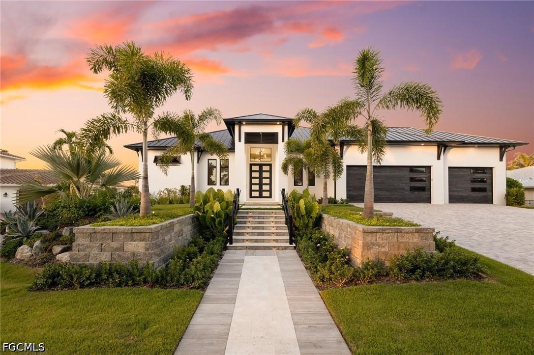 111 Montrose Dr., Fort Myers, FL 33919