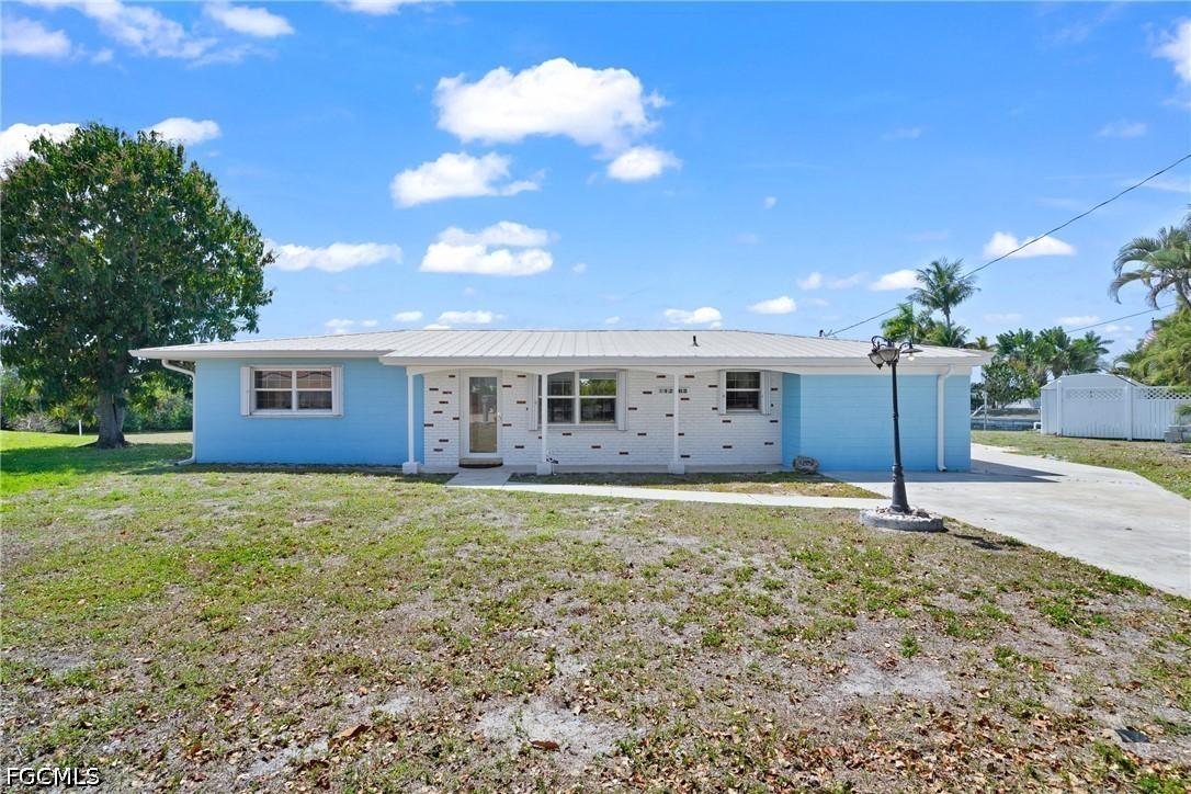 12065 Boat Shell Dr., Matlacha Isles, FL 33991