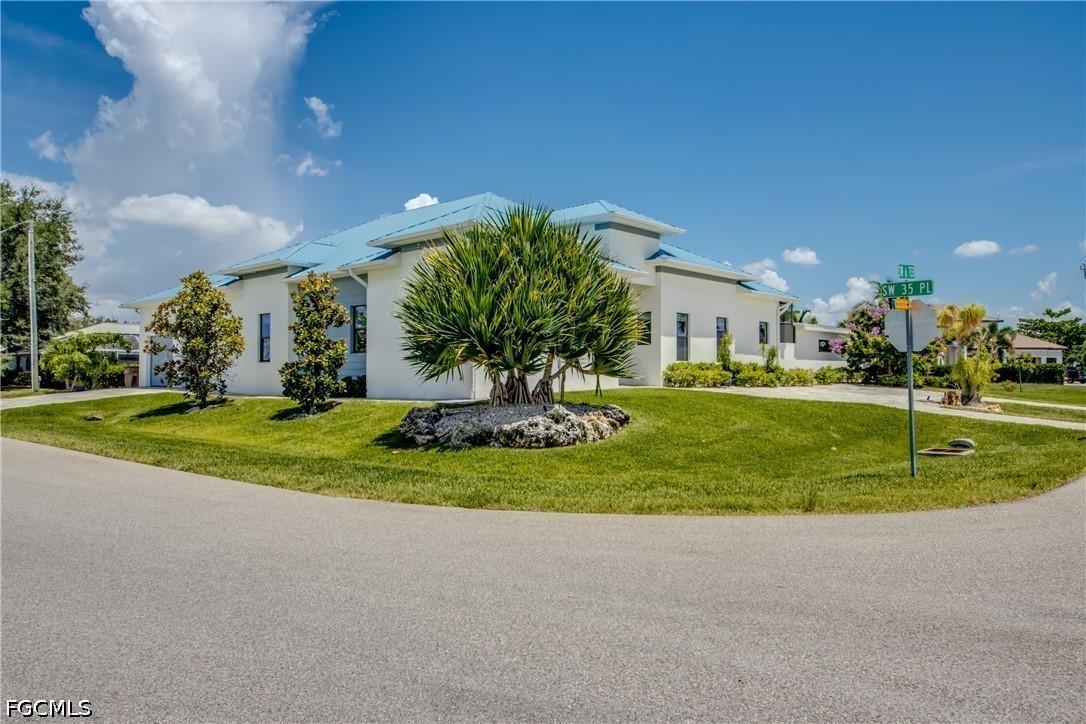 3517 SW 6th Ter., Cape Coral, FL 33991