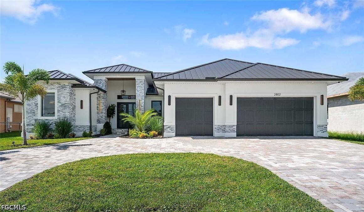 2802 Gleason Pkwy., Cape Coral, FL 33914