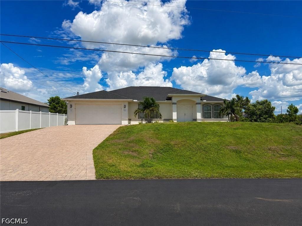 2005 NW 3rd Ter., Cape Coral, FL 33993