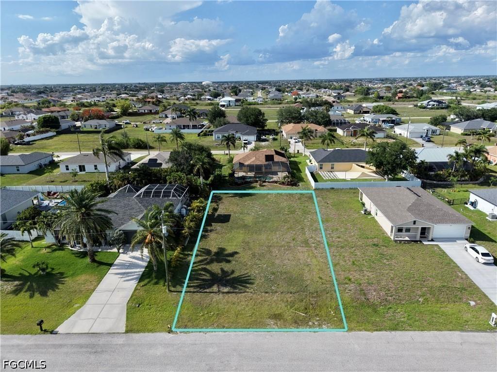 1013 NW 11th Ln., Cape Coral, FL 33993