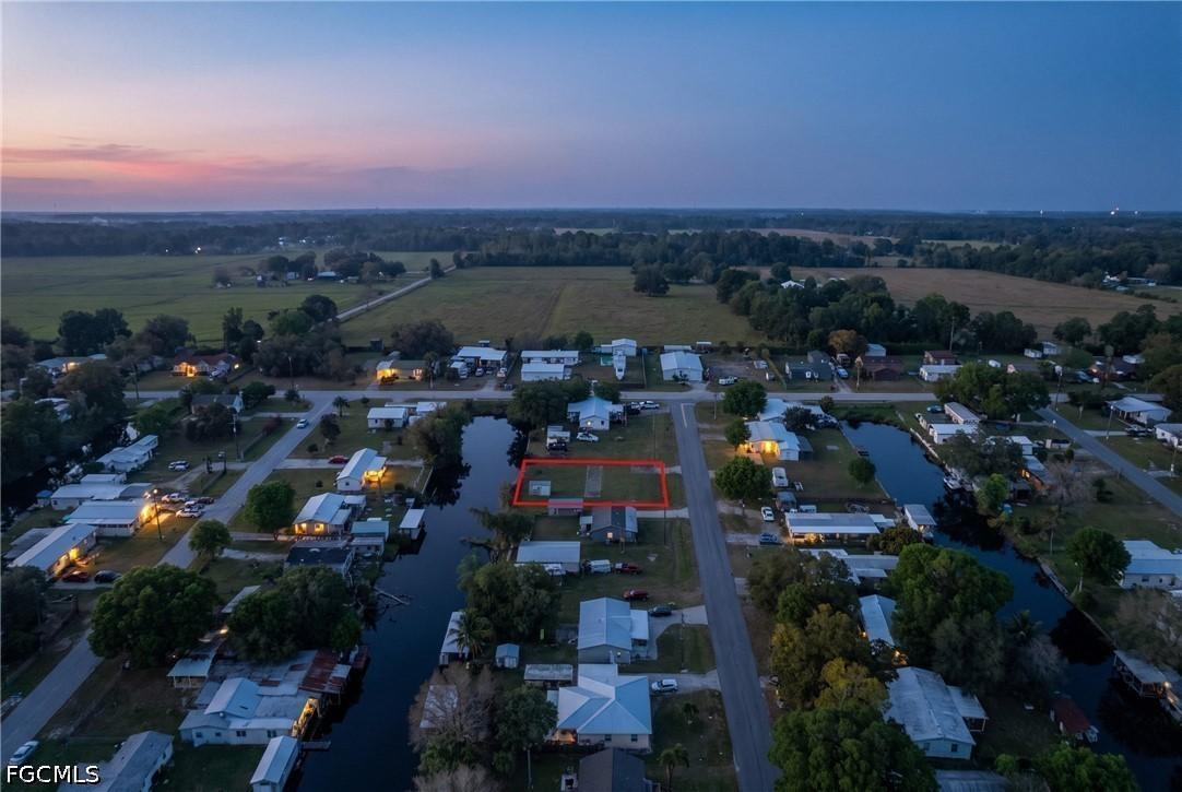 2827 SE 37th Ave., Okeechobee, FL 34974