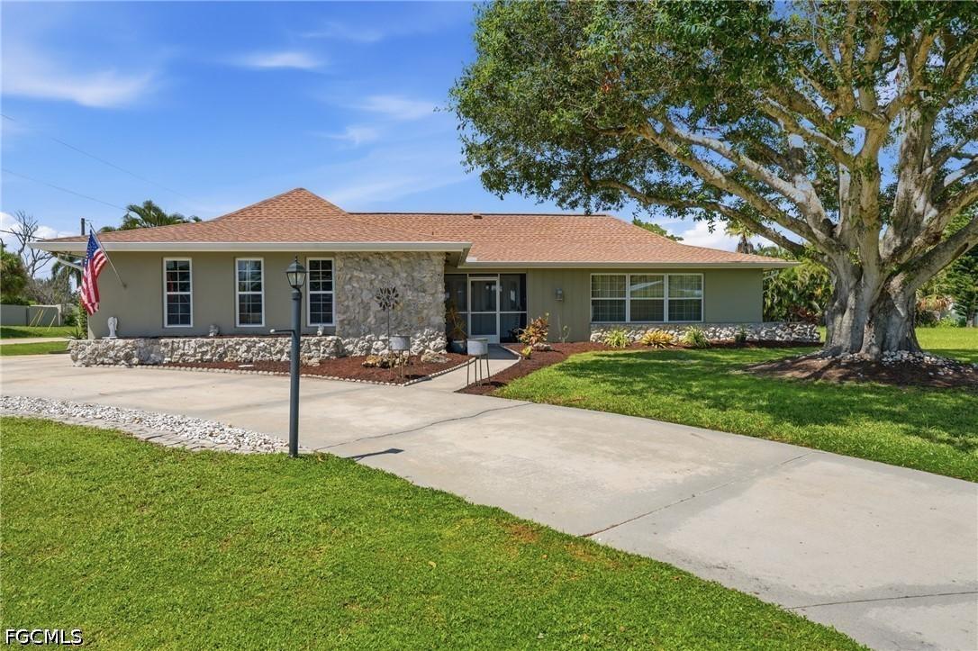 15602 Copra Ln., Fort Myers, FL 33908