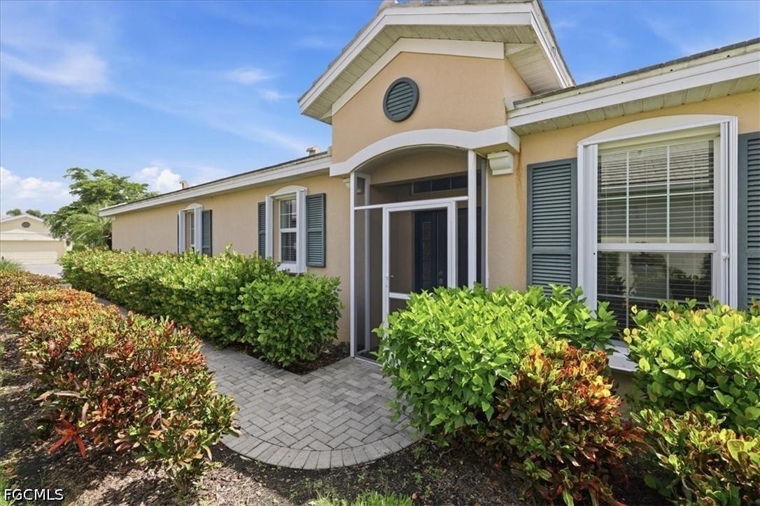 2612 Vareo Ct., Cape Coral, FL 33991