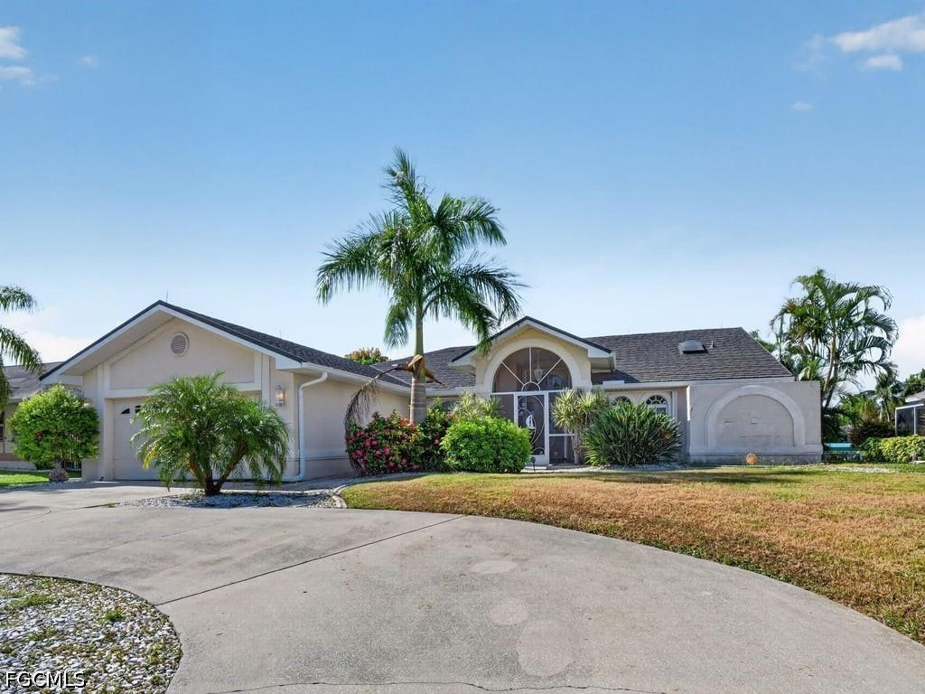 1302 SE 12th Ter., Cape Coral, FL 33990