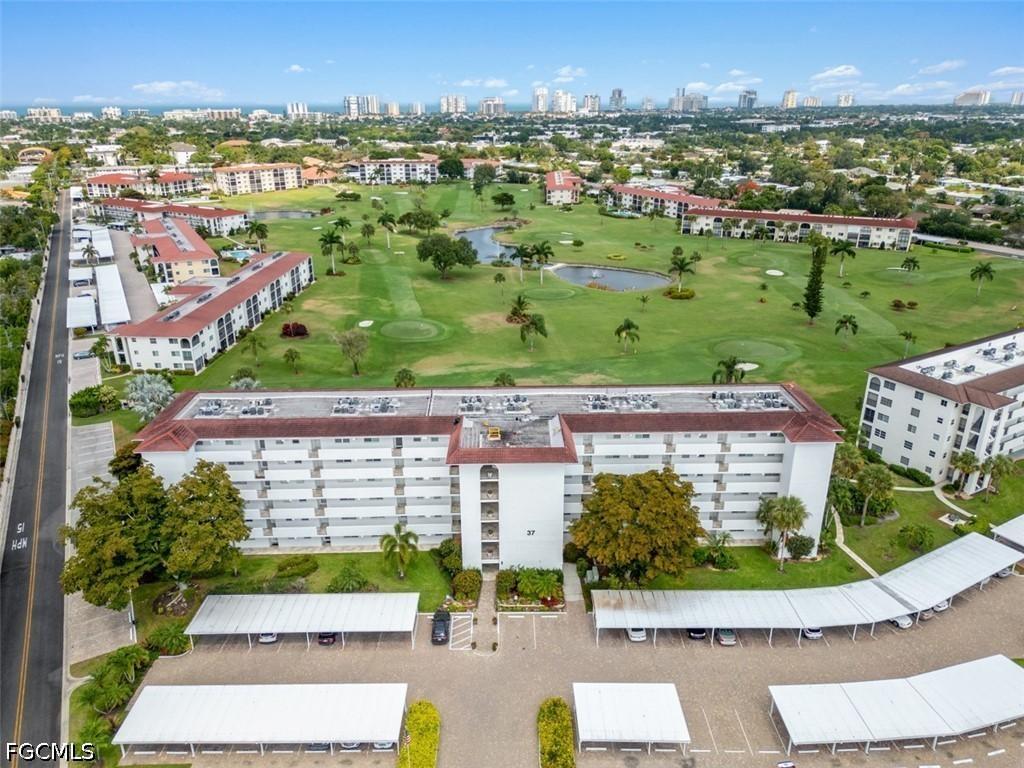 37 High Point Cir. #208, Naples, FL 34103