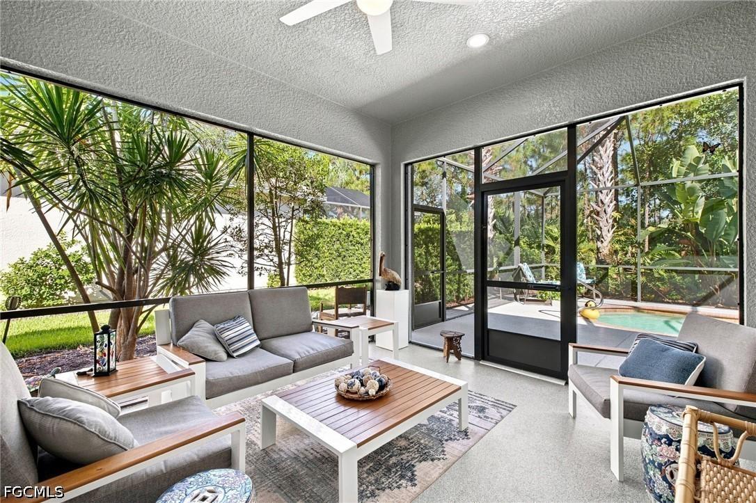 10694 Camarelle Cir., Fort Myers, FL 33913