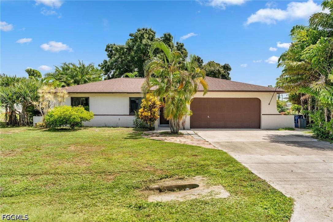 18217 Oriole Rd., Fort Myers, FL 33967