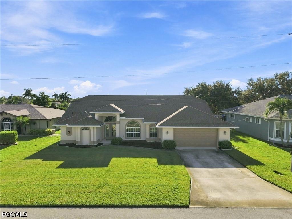 415 SE 13th Ave., Cape Coral, FL 33990