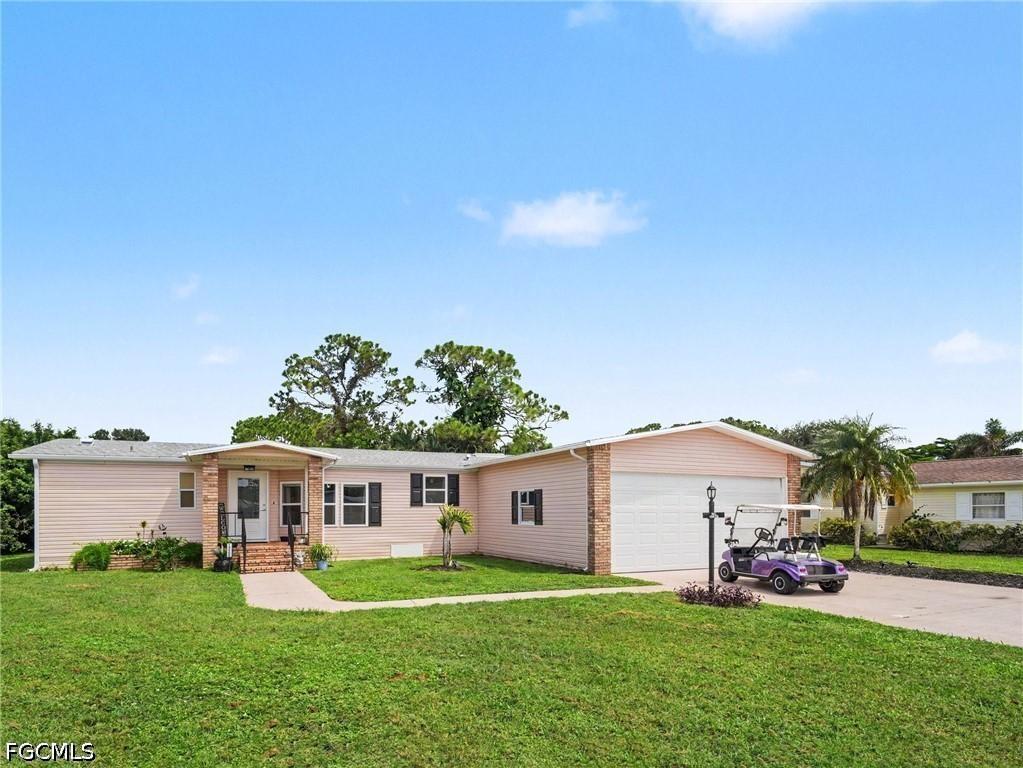 19808 Frenchmans Ct., North Fort Myers, FL 33903