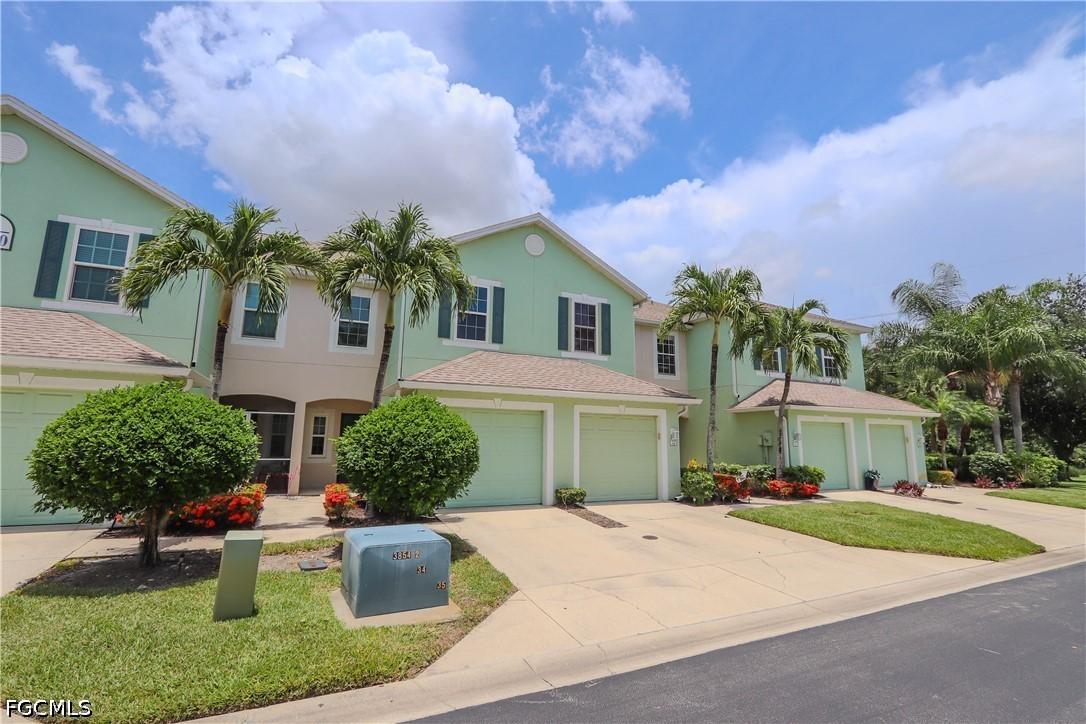 3630 Pine Oak Cir. #105, Fort Myers, FL 33916