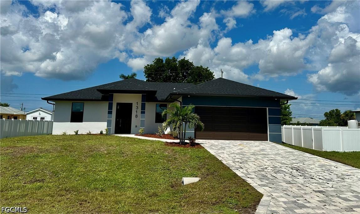 1318 NE 4th Pl., Cape Coral, FL 33909