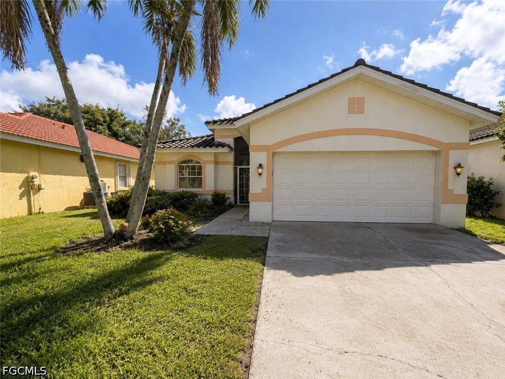 11330 Lakeland Cir., Fort Myers, FL 33913