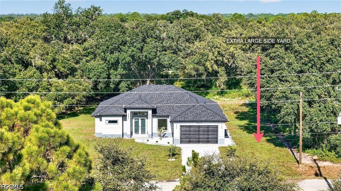 1817 Moore Ave., Lehigh Acres, FL 33972