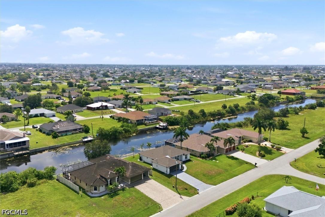 1219 NW 9th Pl., Cape Coral, FL 33993
