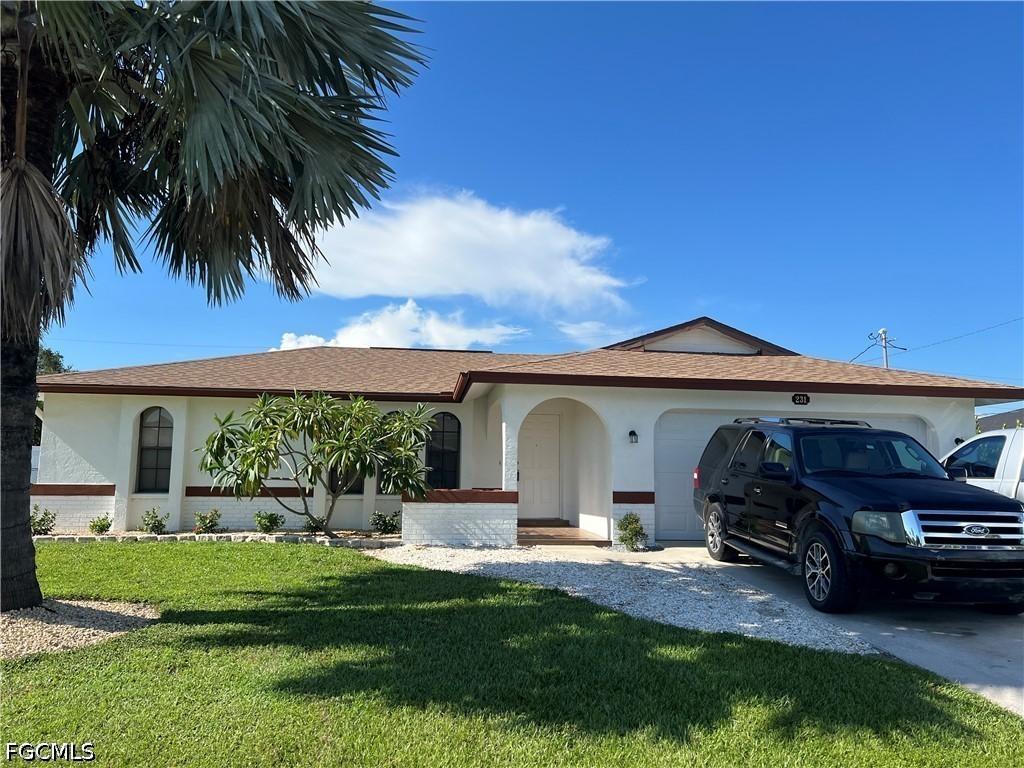 231 SW 33rd St., Cape Coral, FL 33914