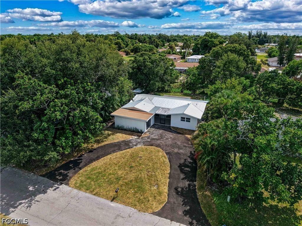 367 Rosemont Dr., Fort Myers, FL 33916