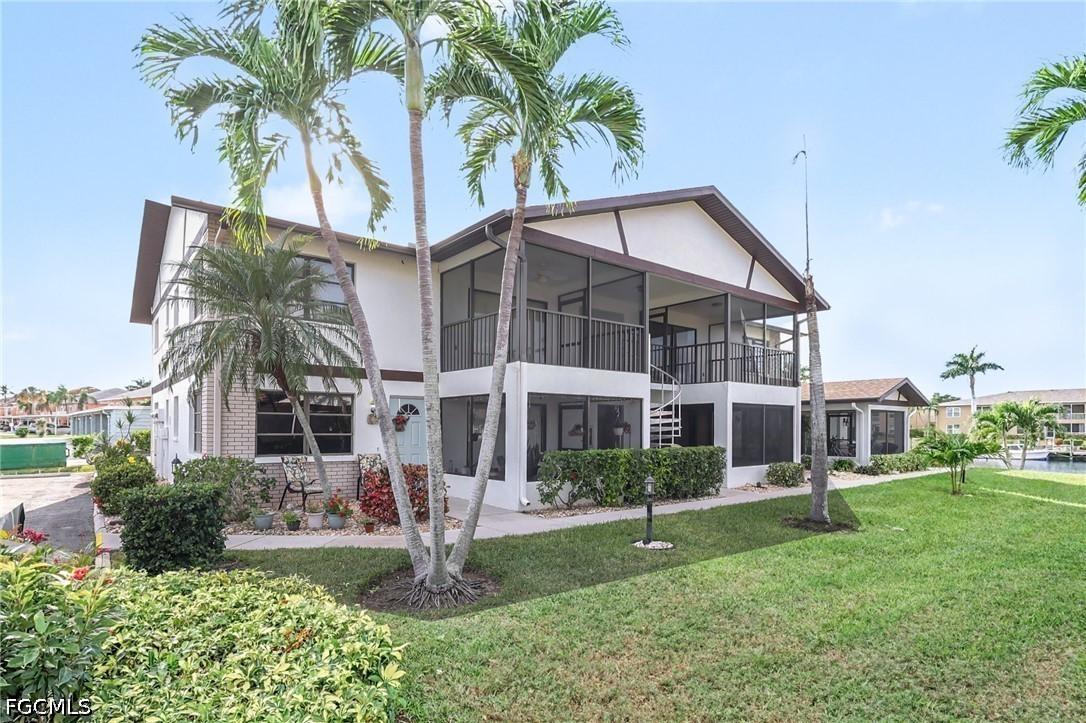 4528 SE 5th Pl. #8, Cape Coral, FL 33904