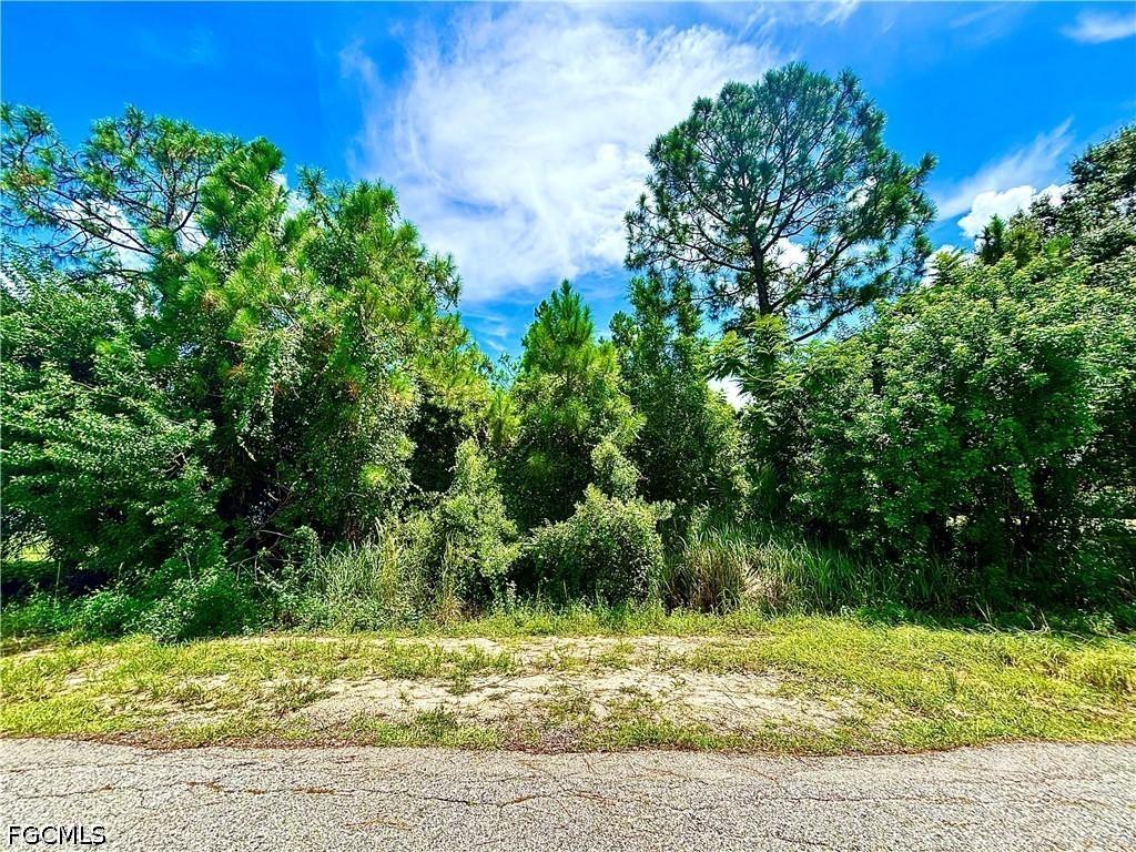 1006 Robert Ave., Lehigh Acres, FL 33936