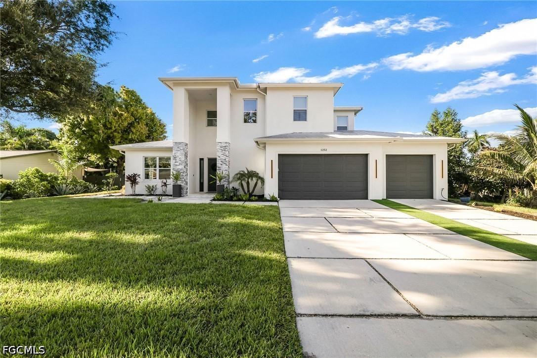 1252 Biltmore Dr., Fort Myers, FL 33901