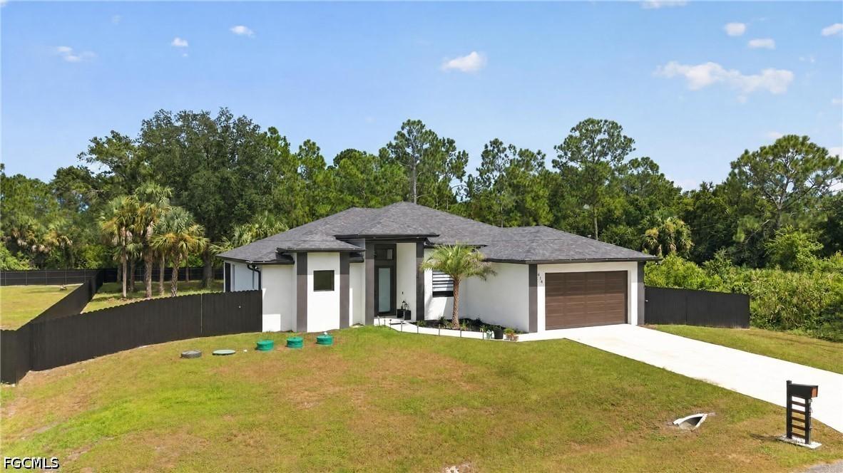 414 Highland Ave., Lehigh Acres, FL 33972