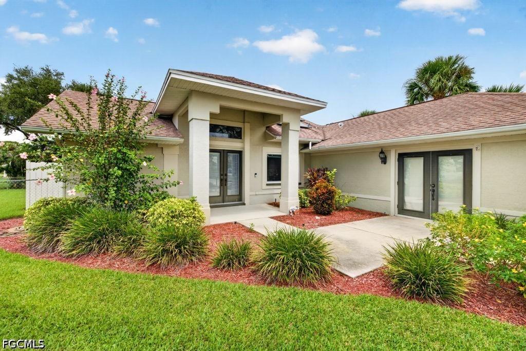2610 Elva Pl., Lehigh Acres, FL 33971