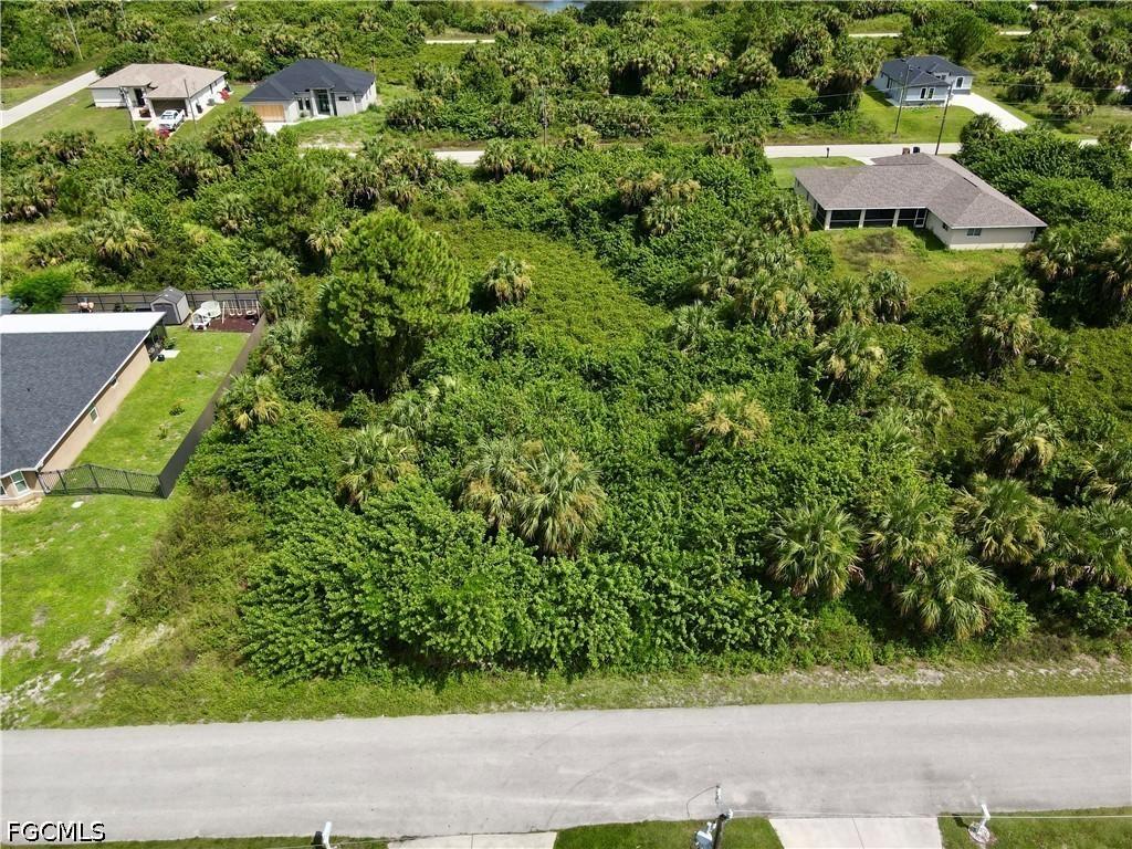 731 Calumet St., Lehigh Acres, FL 33974