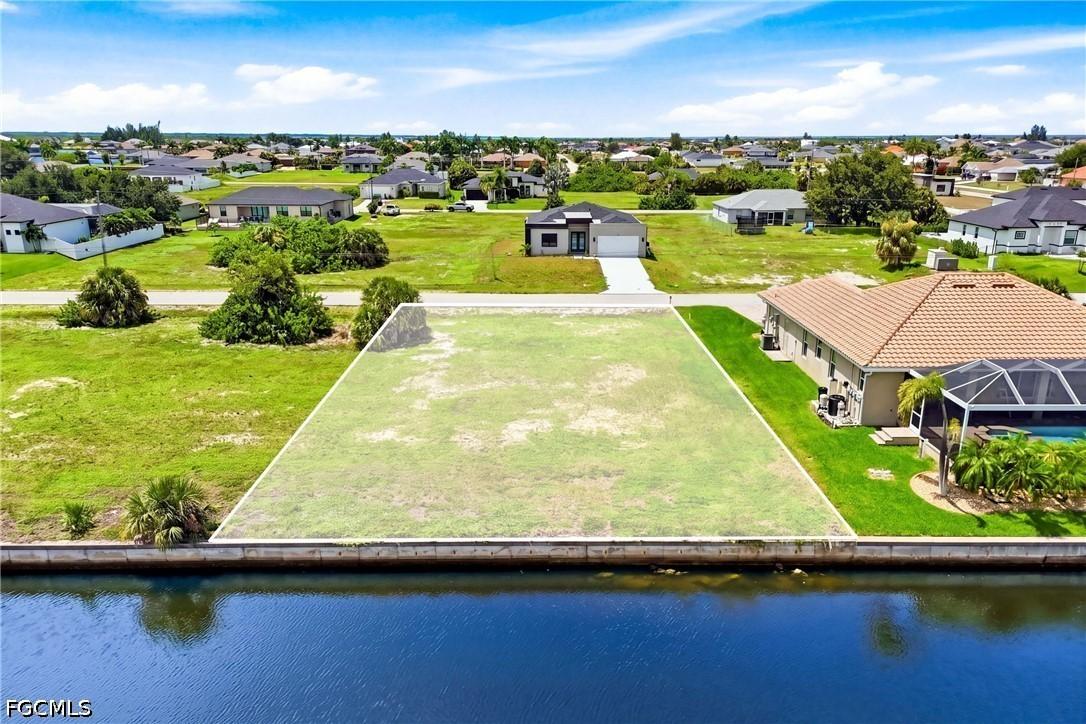 2350 NW 37th Pl., Cape Coral, FL 33993
