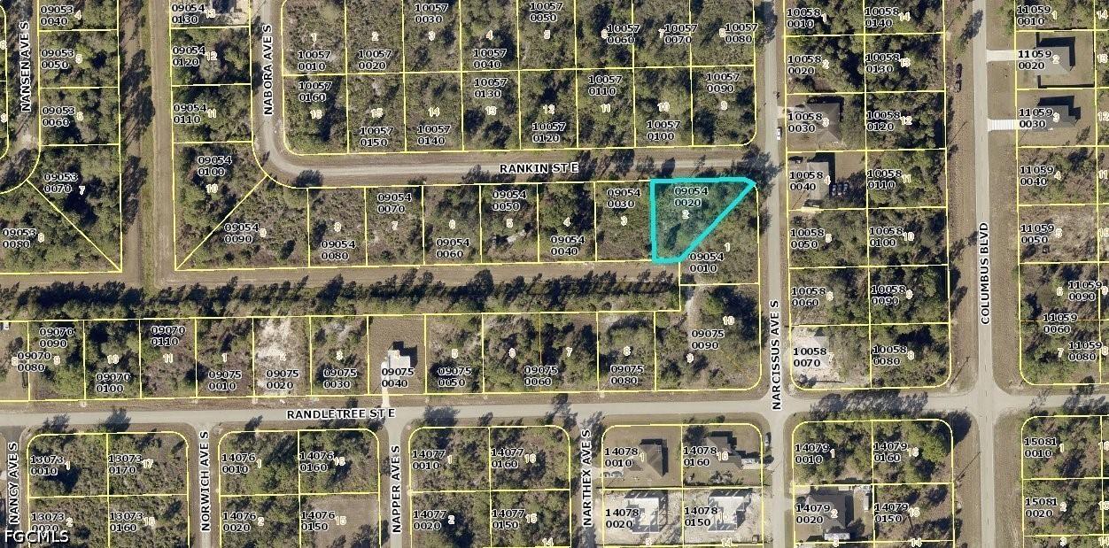 1144 Rankin St., Lehigh Acres, FL 33974