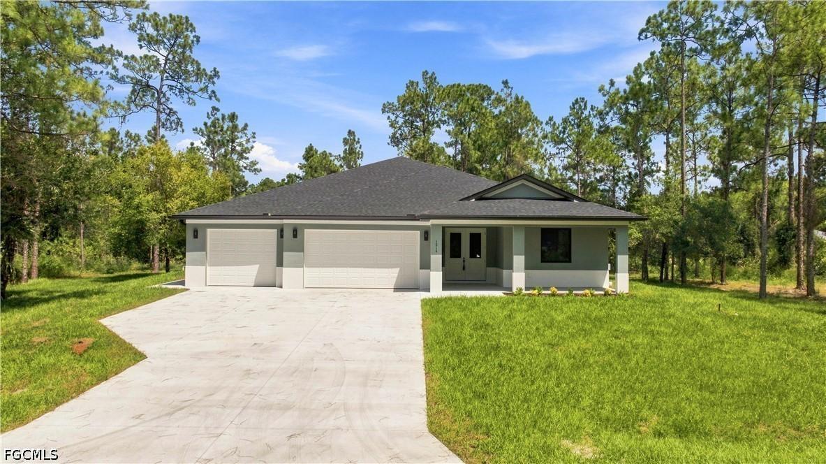 1214 Acacia Ave., Lehigh Acres, FL 33972