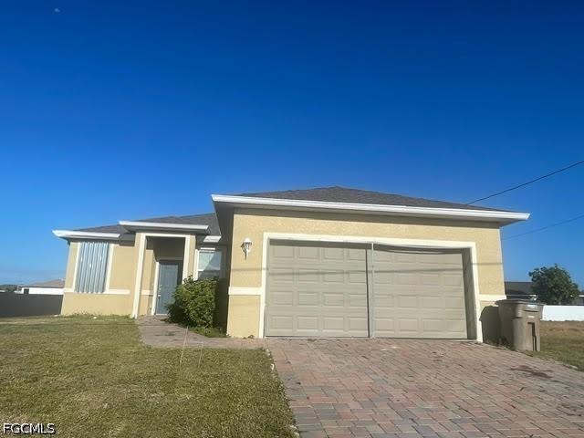211 NW 28th St., Cape Coral, FL 33993
